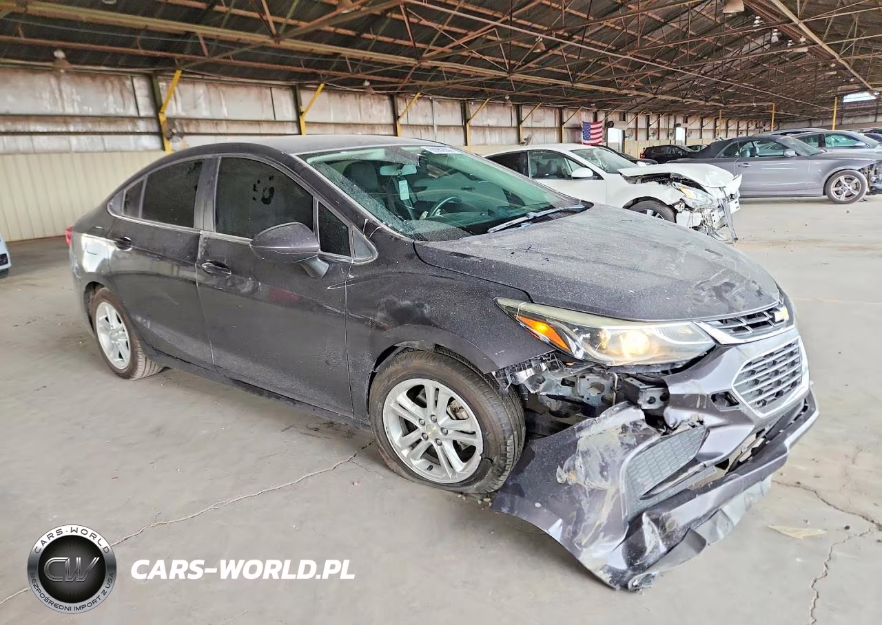 2017 Chevrolet Cruze Lt VIN:1G1BE5SM4H7202861 - 4