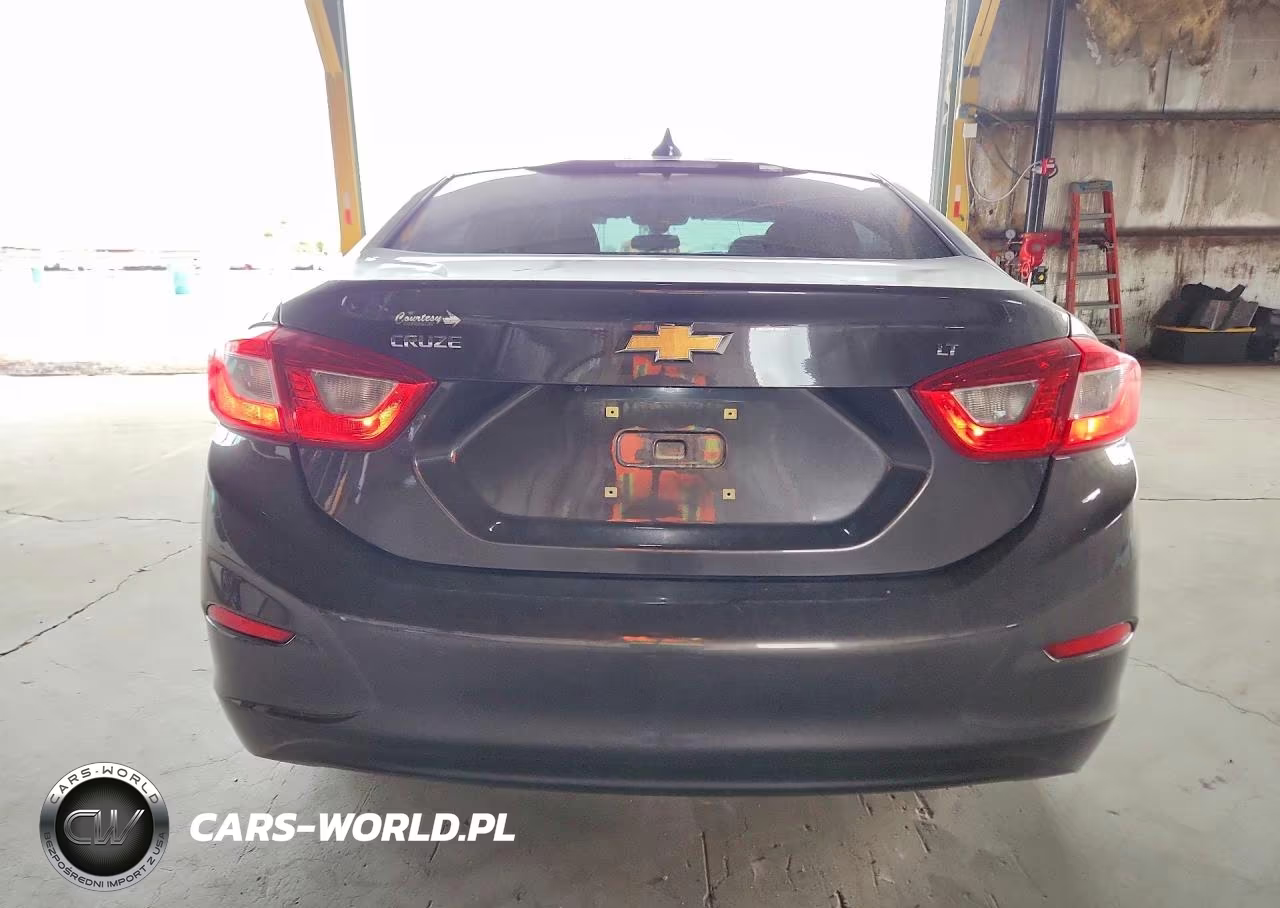 2017 Chevrolet Cruze Lt VIN:1G1BE5SM4H7202861 - 6