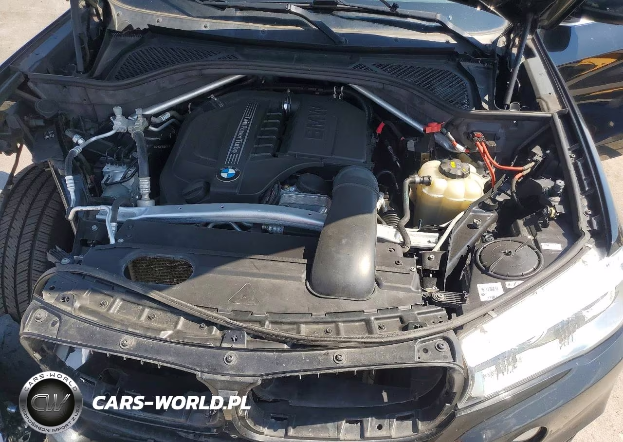 2017 BMW X5 xDrive35I VIN:5UXKR0C38H0X79226 - 12
