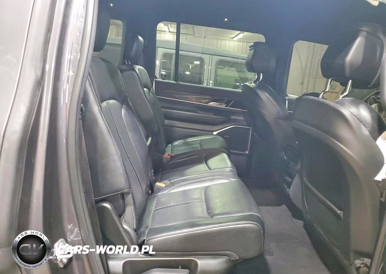 2022 Jeep Wagoneer Series Ii VIN:1C4SJUBT3NS158266 - 11