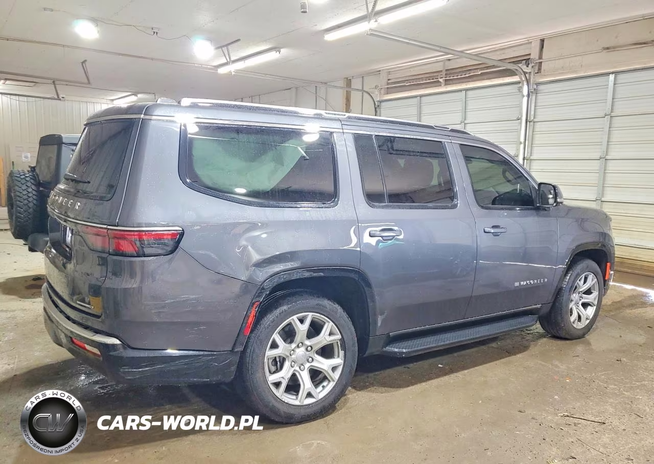 2022 Jeep Wagoneer Series Ii VIN:1C4SJUBT3NS158266 - 3