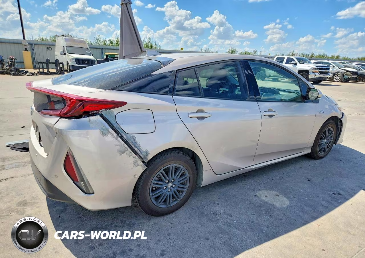 2017 Toyota Prius Prime Advanced VIN:JTDKARFP5H3005851 - 3
