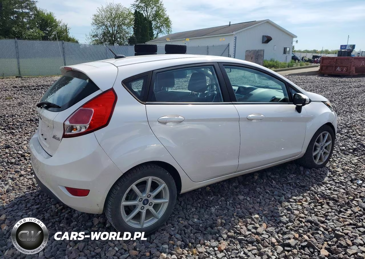 2016 Ford Fiesta Se VIN:3FADP4EJ9GM183157 - 3