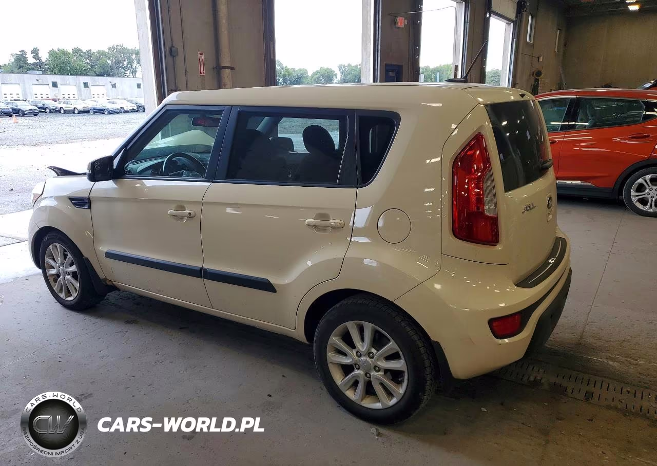 2013 Kia Soul + VIN:KNDJT2A60D7508508 - 2