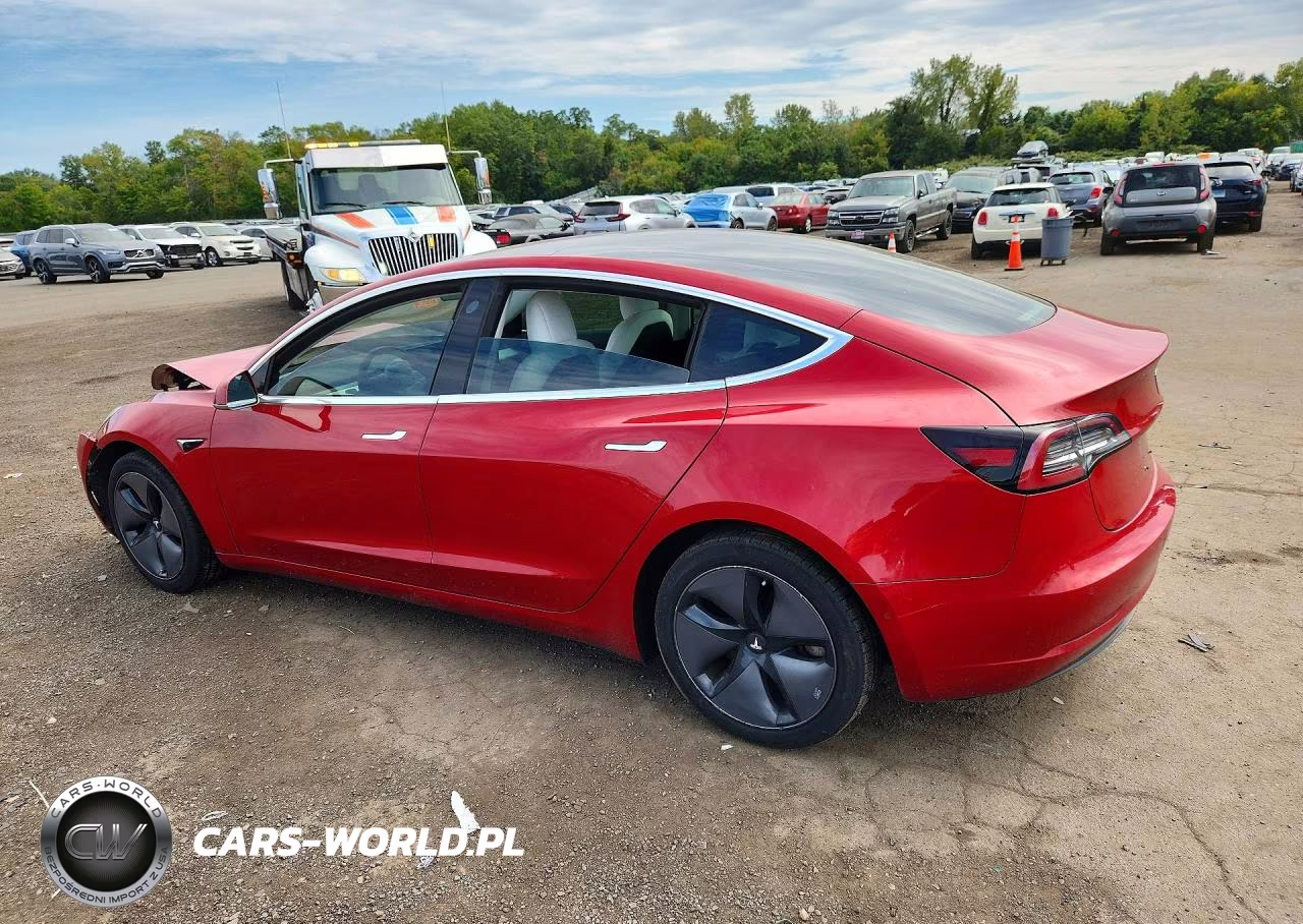 2018 Tesla Model 3 VIN:5YJ3E1EB3JF099561 - 2