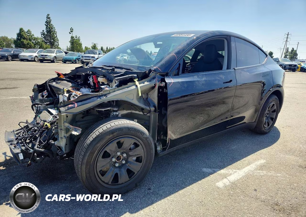 2026 Tesla Model Y VIN:7SAYGDED0TA604817 - 1