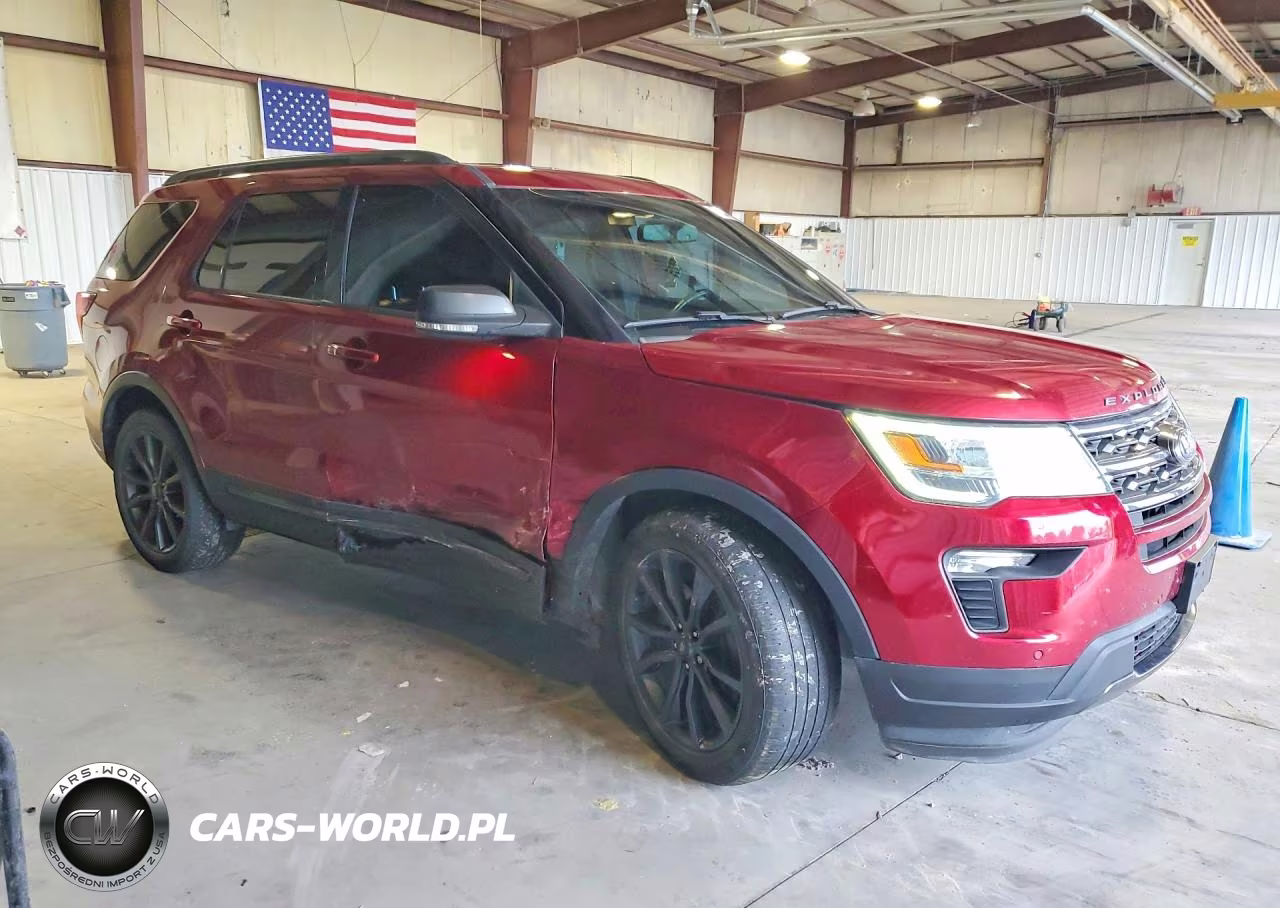 2018 Ford Explorer Xlt VIN:1FM5K7D8XJGA36002 - 4