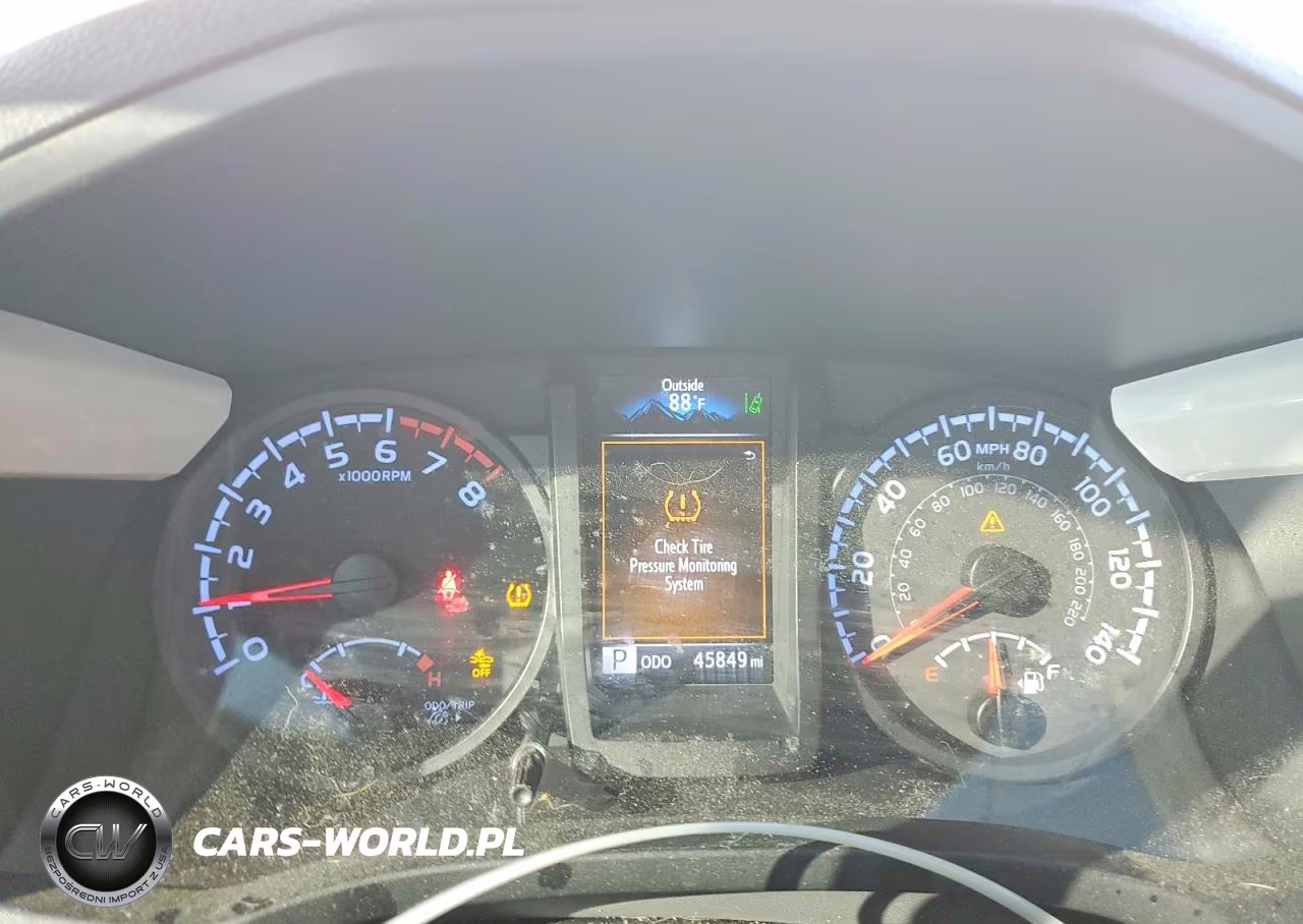 2023 Toyota Tacoma Sr V6 VIN:3TYCZ5AN5PT162518 - 9