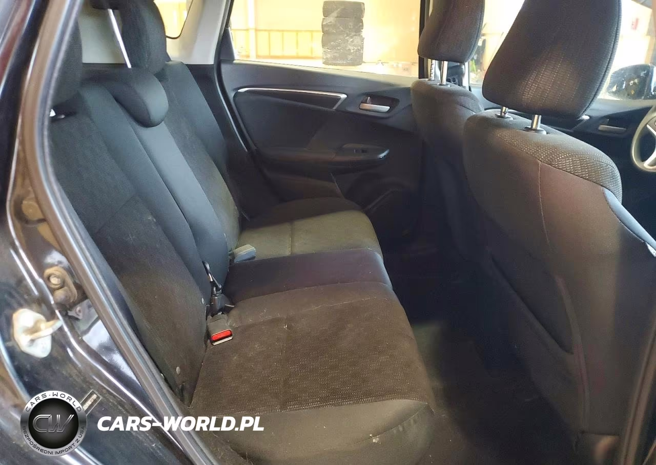 2015 Honda Fit Lx VIN:3HGGK5G54FM737104 - 10