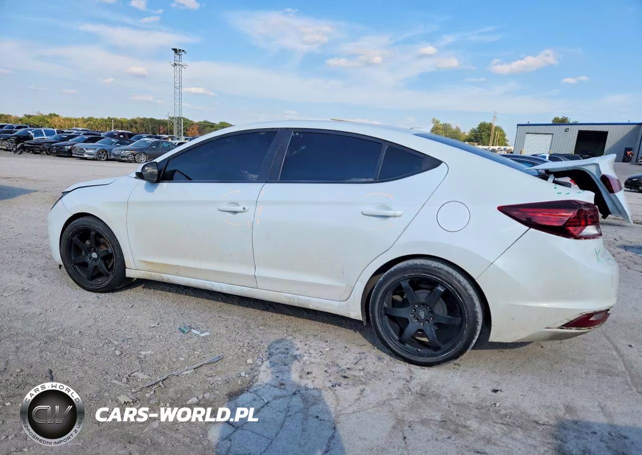 2019 Hyundai Elantra Se VIN:5NPD74LFXKH425672 - 2