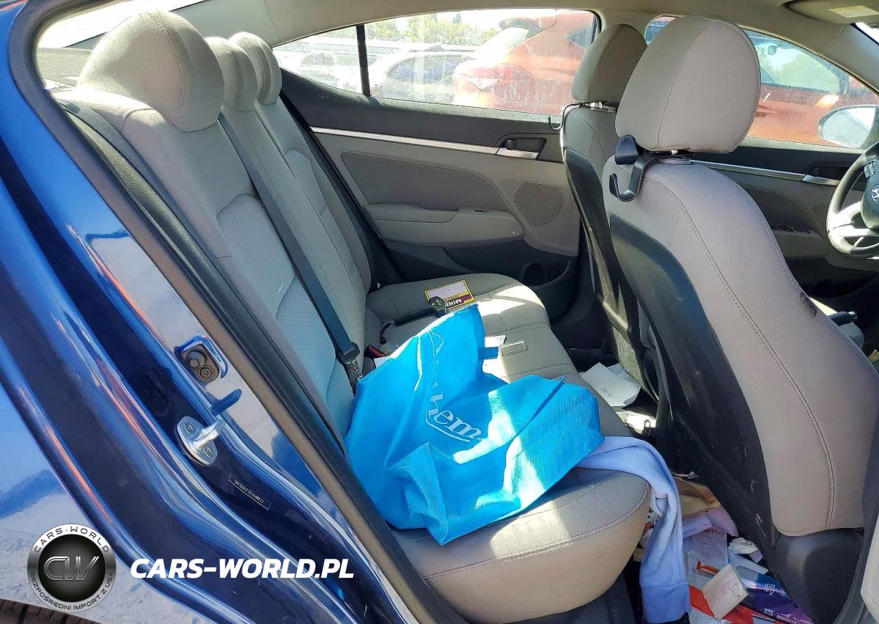 2019 Hyundai Elantra Sel VIN:5NPD84LF3KH448613 - 10