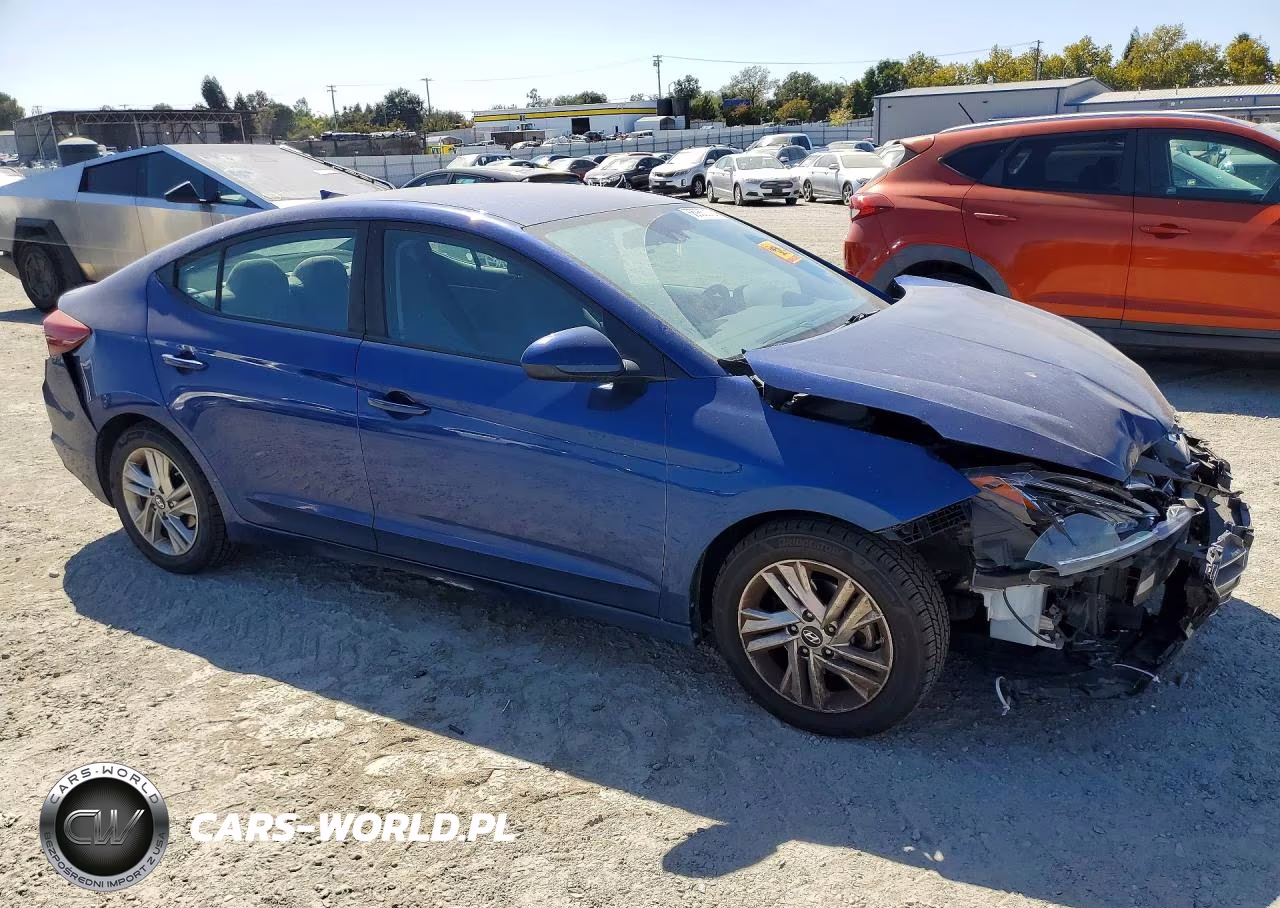 2019 Hyundai Elantra Sel VIN:5NPD84LF3KH448613 - 4