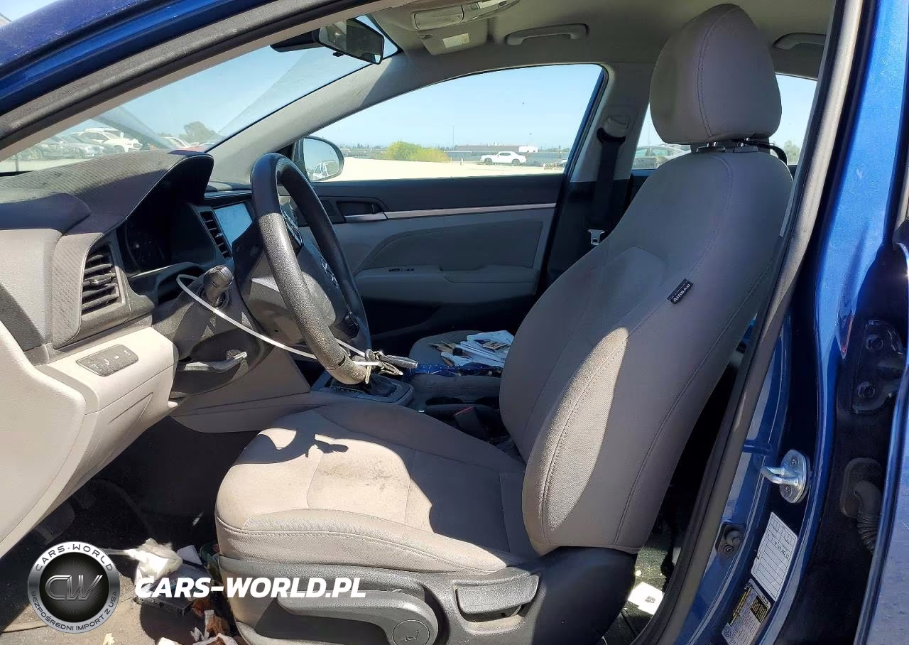 2019 Hyundai Elantra Sel VIN:5NPD84LF3KH448613 - 7