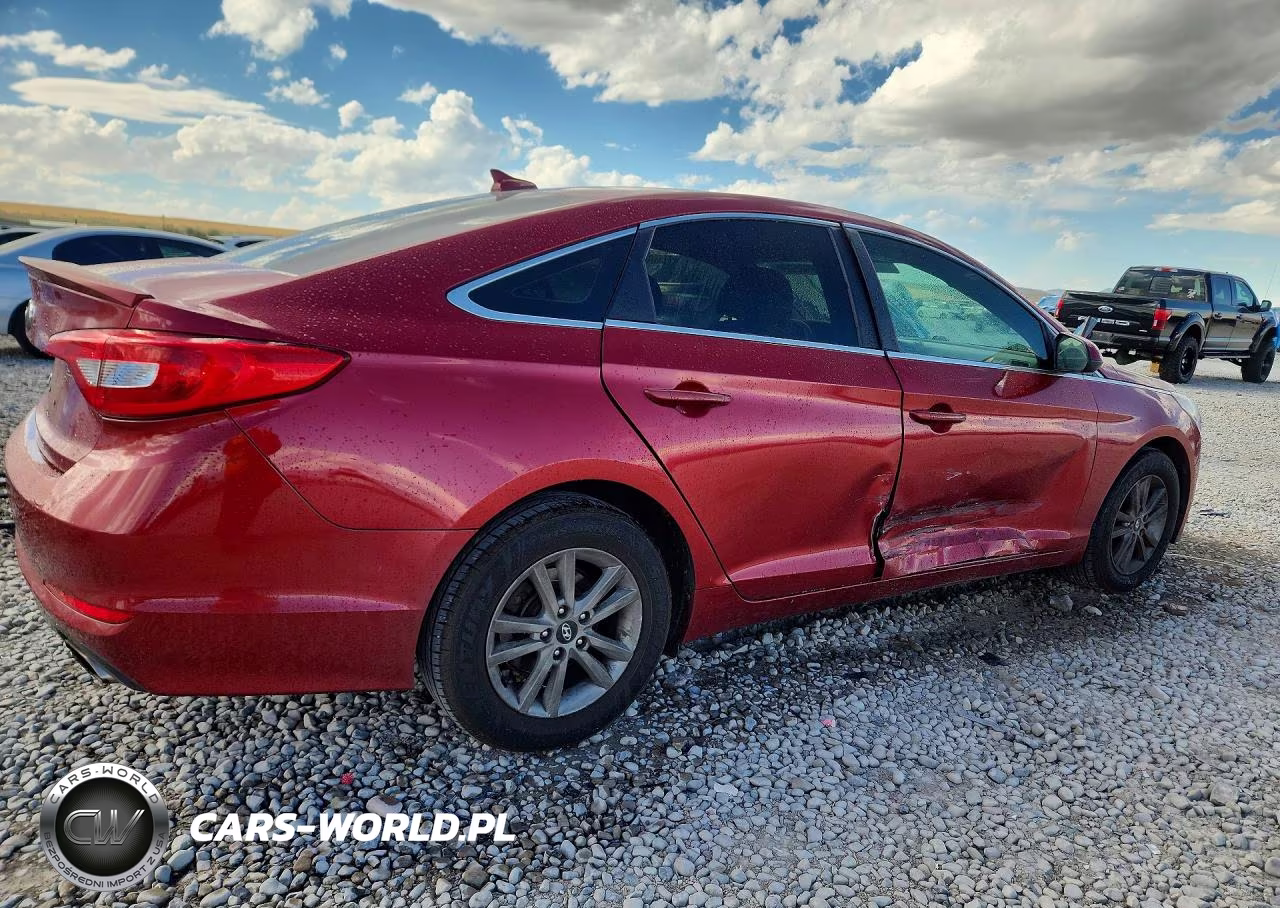 2015 Hyundai Sonata Se VIN:5NPE24AF7FH121307 - 3