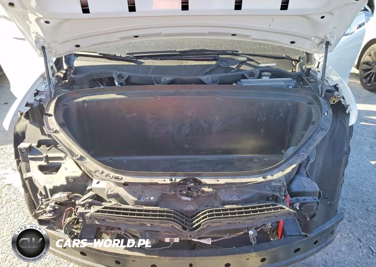 2019 Tesla Model X VIN:5YJXCBE24KF193172 - 12