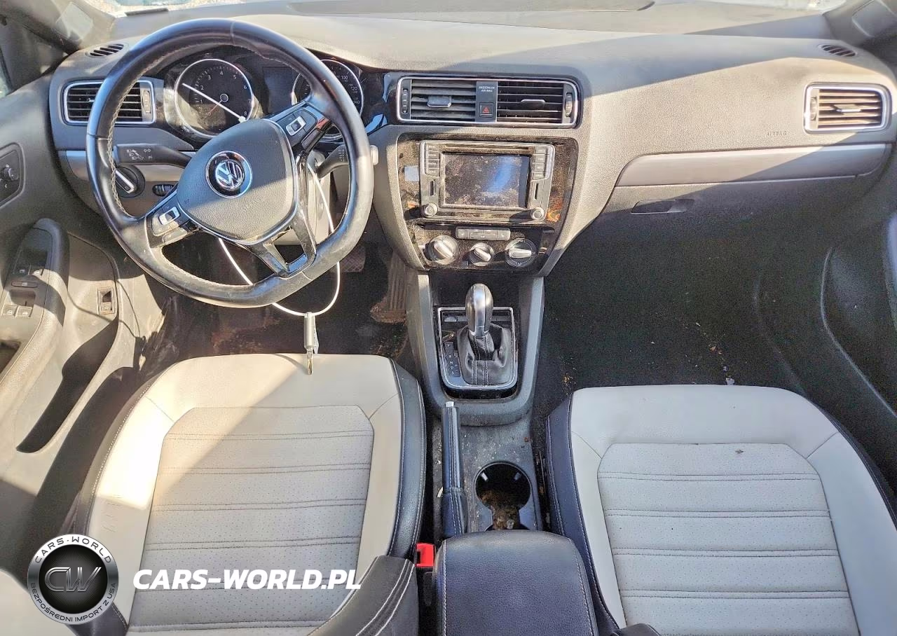 2016 Volkswagen Jetta Sport VIN:3VWD17AJ0GM270428 - 8