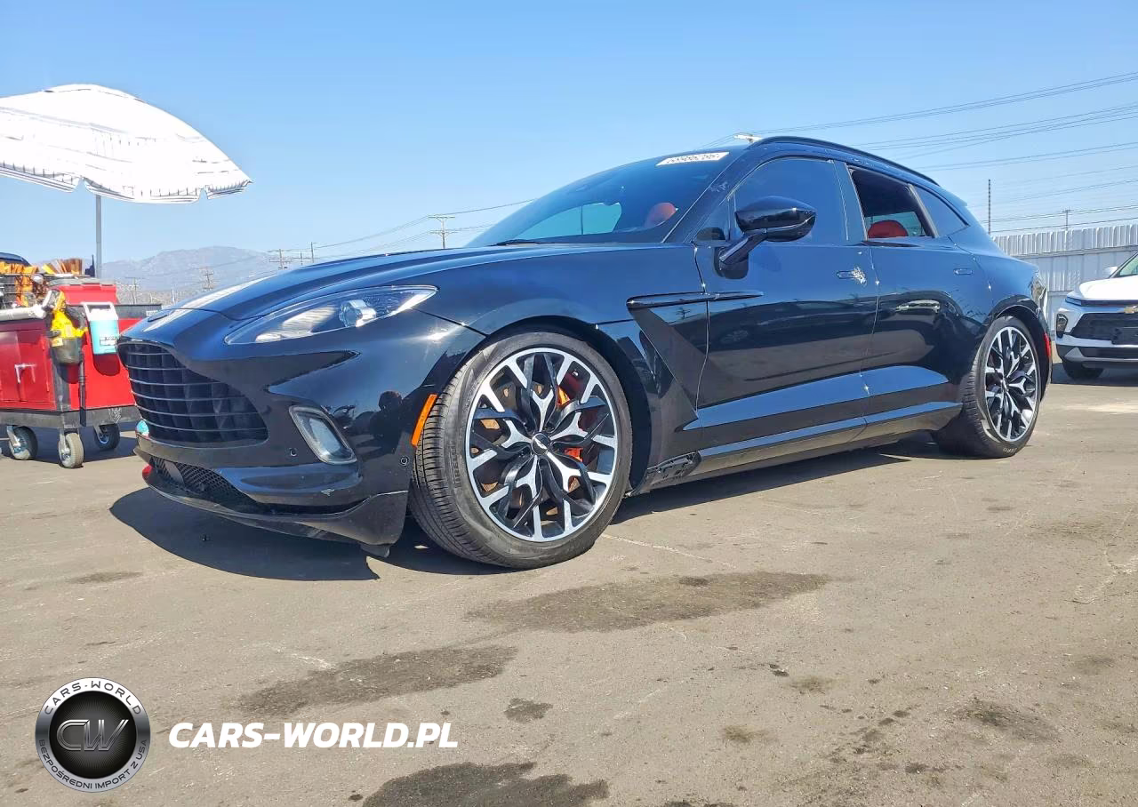 2021 Aston Martin Dbx – zdjęcie 1 z 13