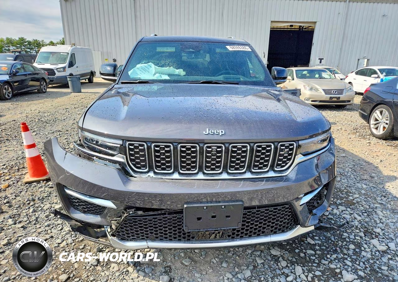 2024 Jeep Grand Cherokee Summit 4Xe VIN:1C4RJYE6XR8941826 - 5