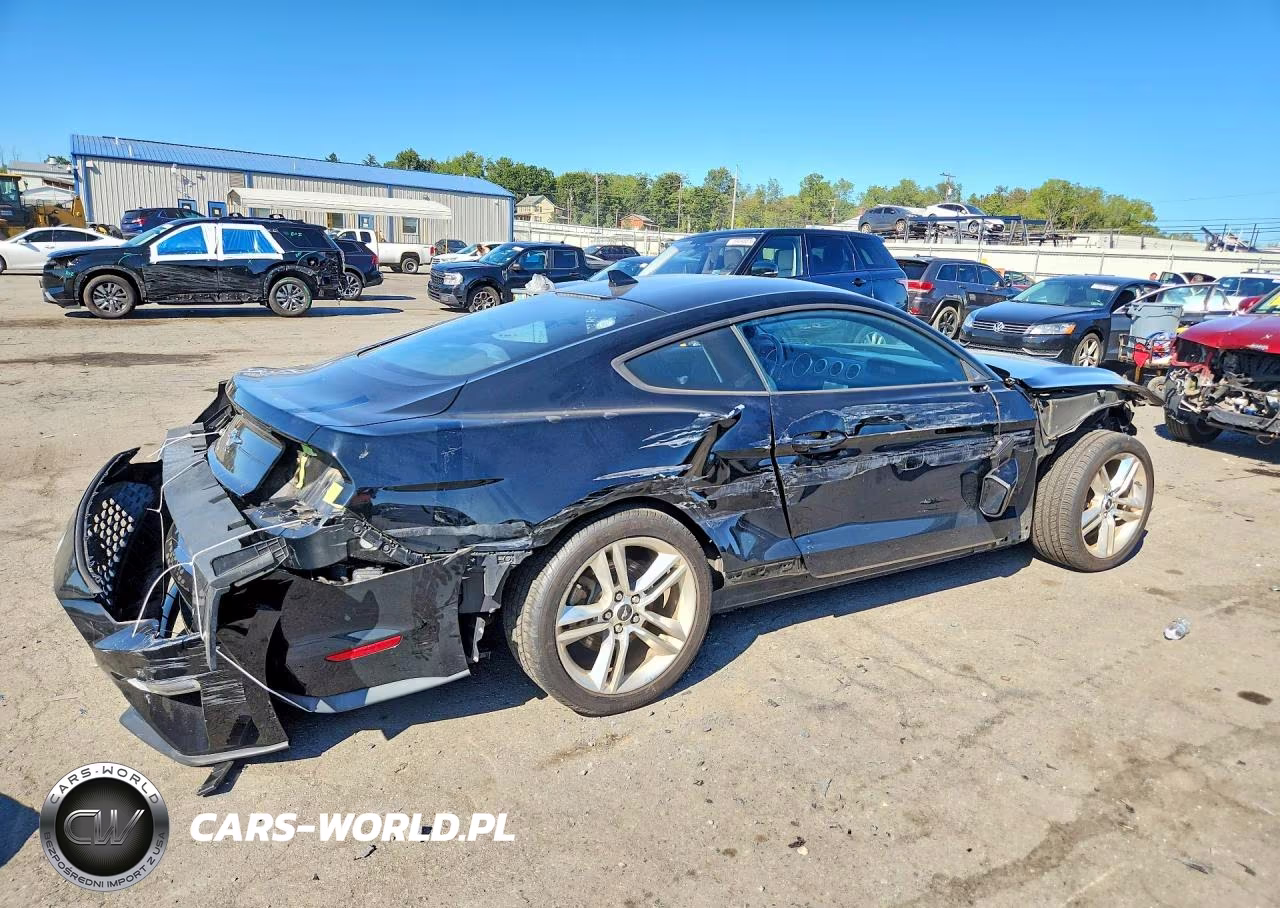 2021 Ford Mustang VIN:1FA6P8TH0M5106002 - 3