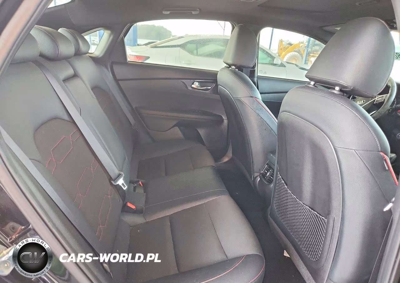 2021 Kia Forte Gt VIN:3KPF44AC6ME354021 - 10
