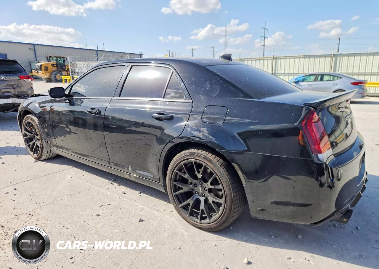 2022 Chrysler 300 Touring VIN:2C3CCAAG8NH214456 - 2