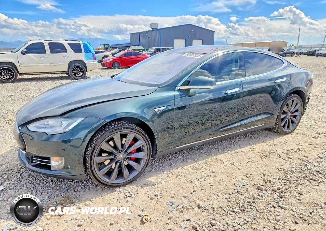 2014 Tesla Model S