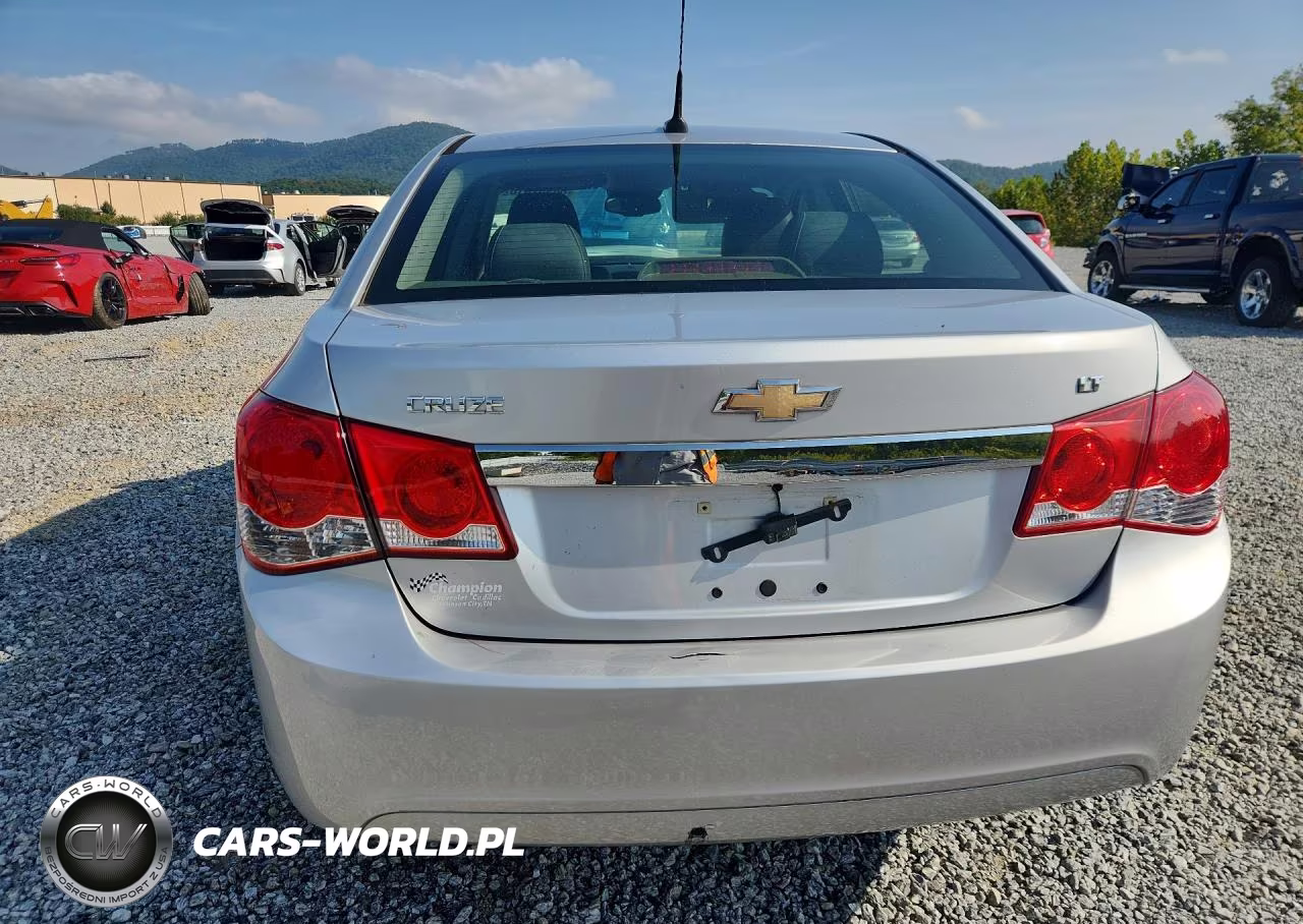 2014 Chevrolet Cruze Lt VIN:1G1PE5SB2E7107697 - 6