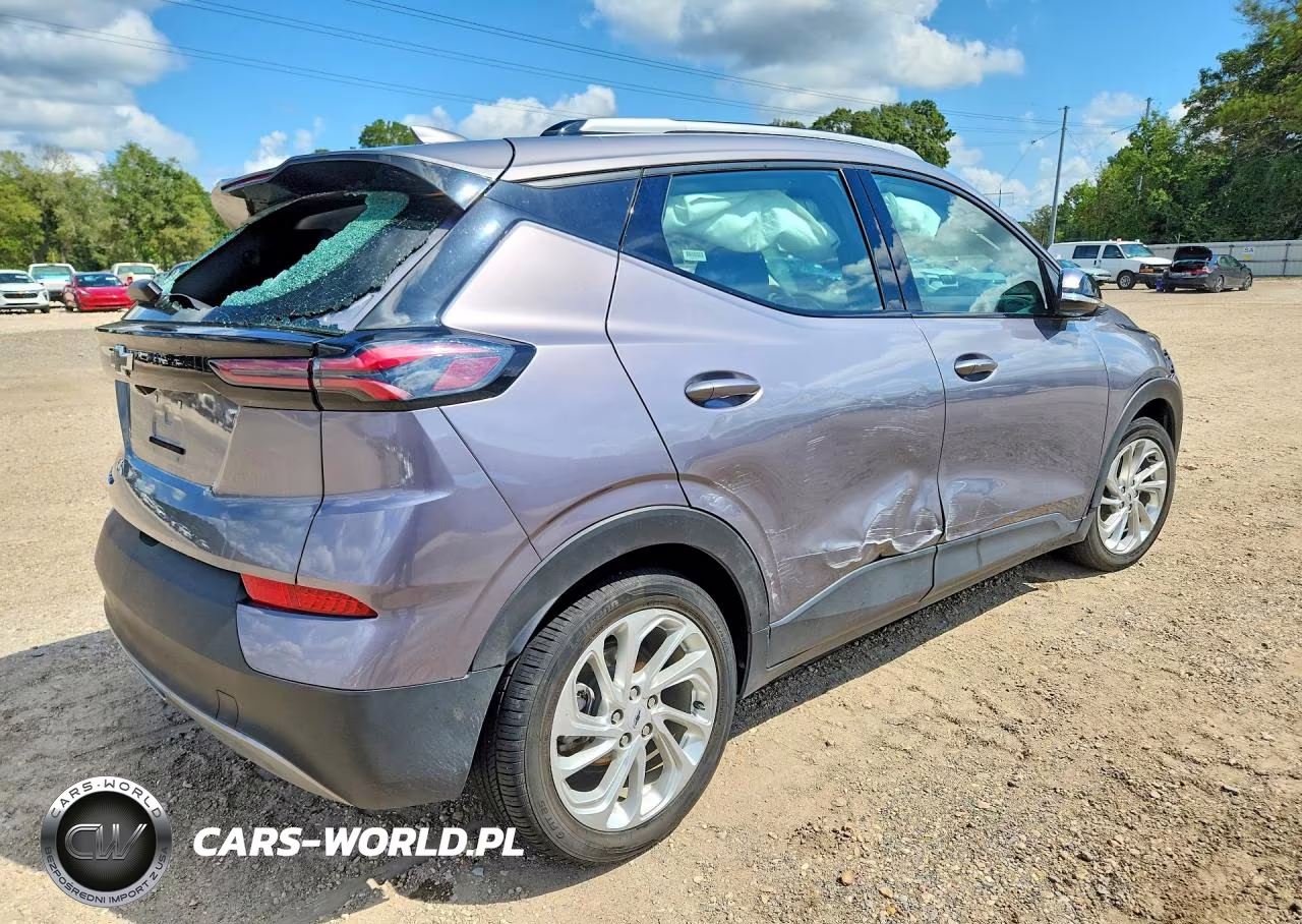 2023 Chevrolet Bolt Euv Lt VIN:1G1FY6S07P4182942 - 3