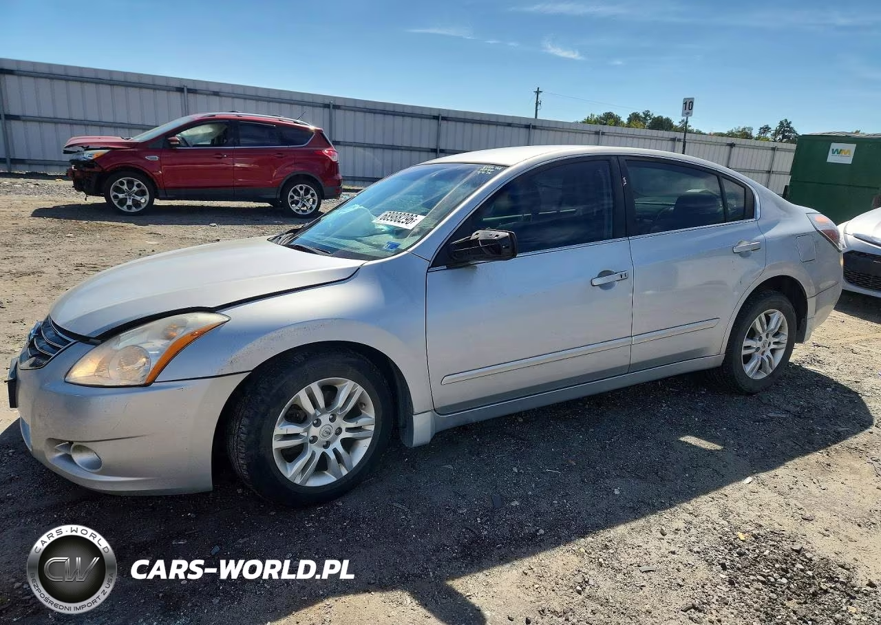 2010 Nissan Altima 2.5 – zdjęcie 1 z 12