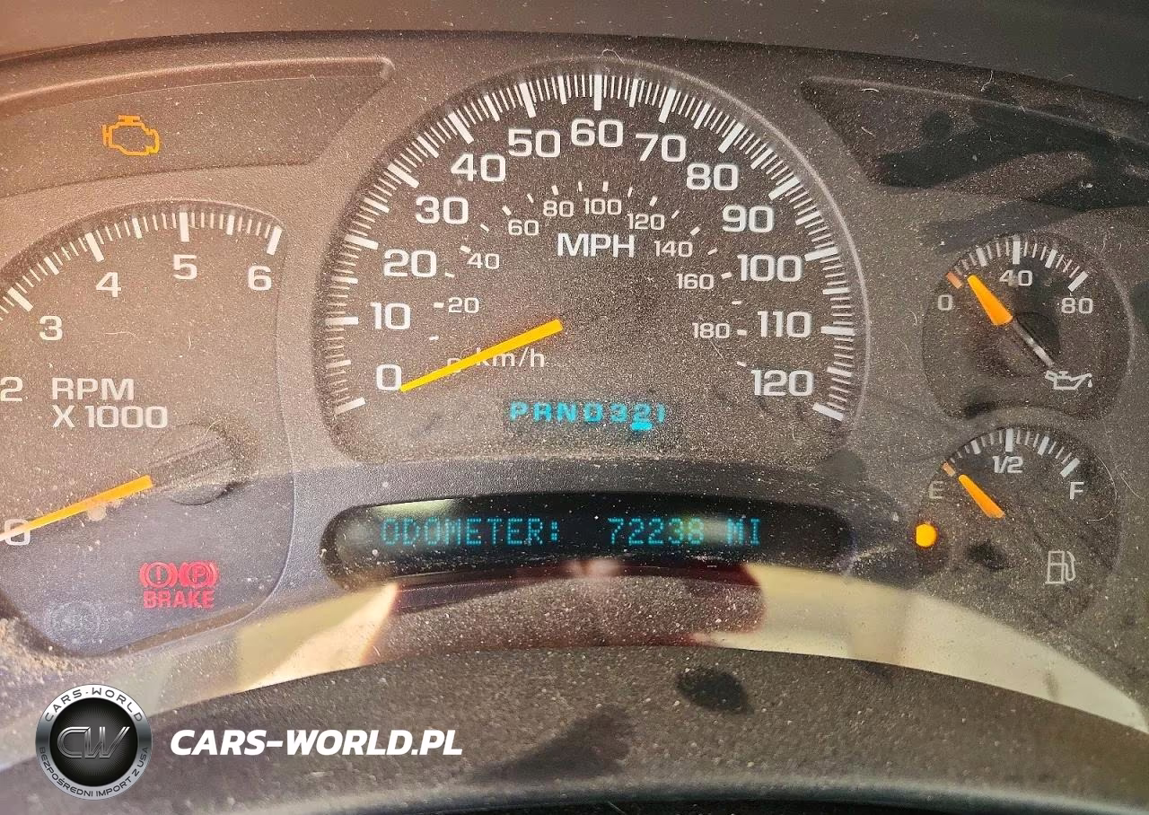 2004 Chevrolet Silverado C1500 VIN:2GCEC19V441156375 - 9