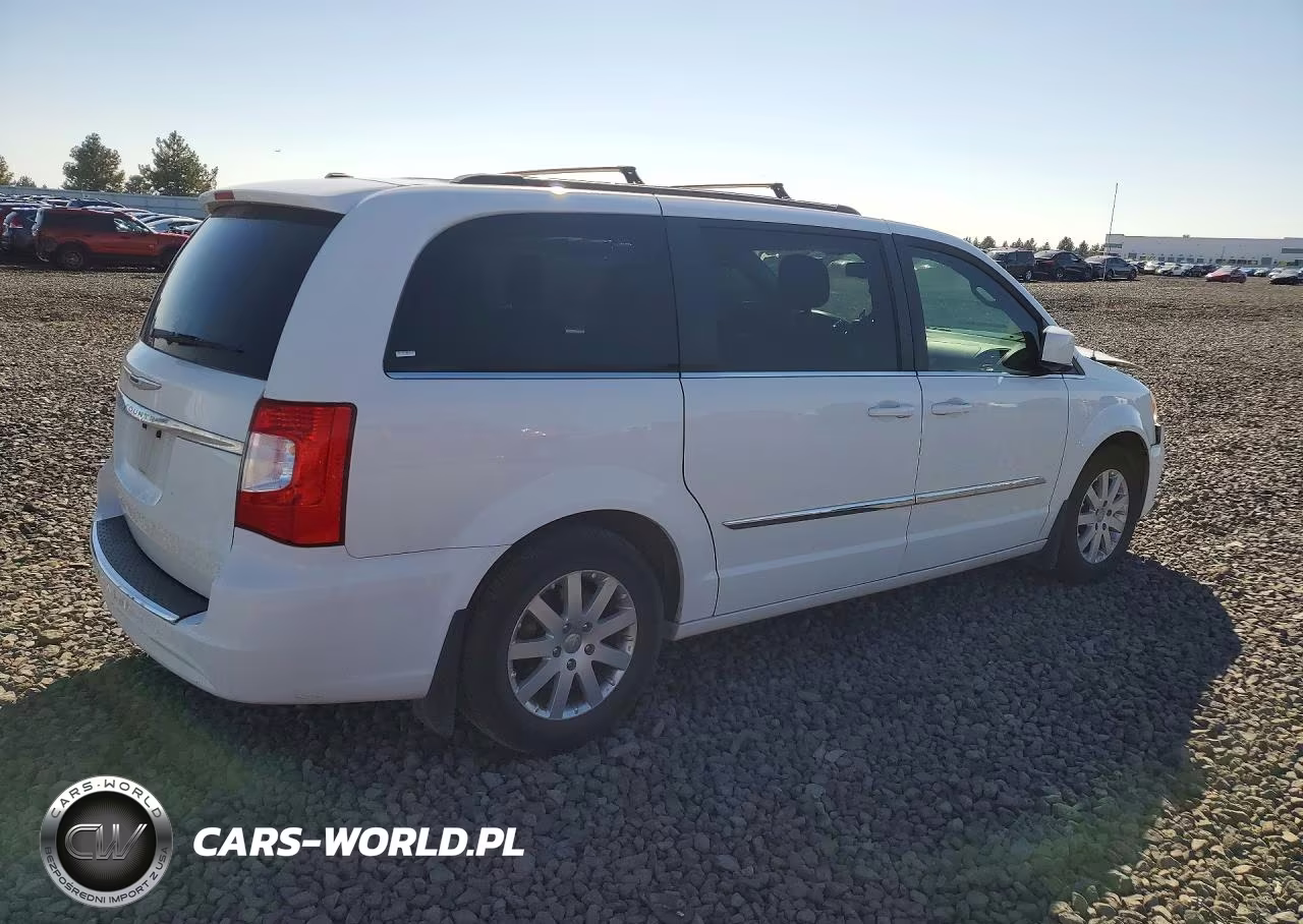 2014 Chrysler Town & Country Touring VIN:2C4RC1BG1ER342326 - 3