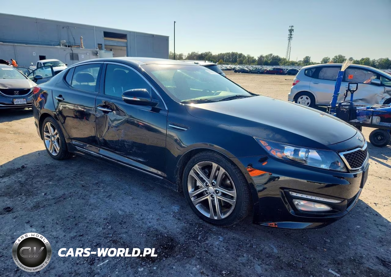 2013 Kia Optima Sx VIN:5XXGR4A63DG119552 - 4
