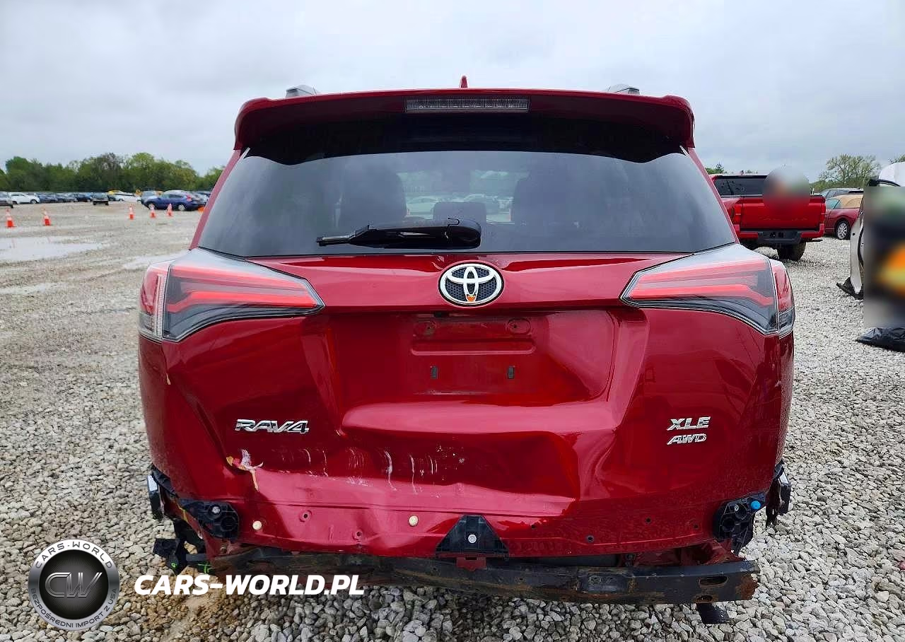2018 Toyota Rav4 Xle VIN:2T3RFREV6JW717966 - 6