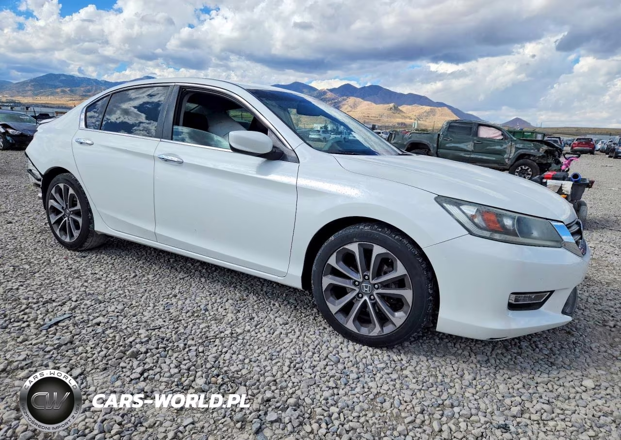 2013 Honda Accord Sport VIN:1HGCR2F52DA282774 - 4