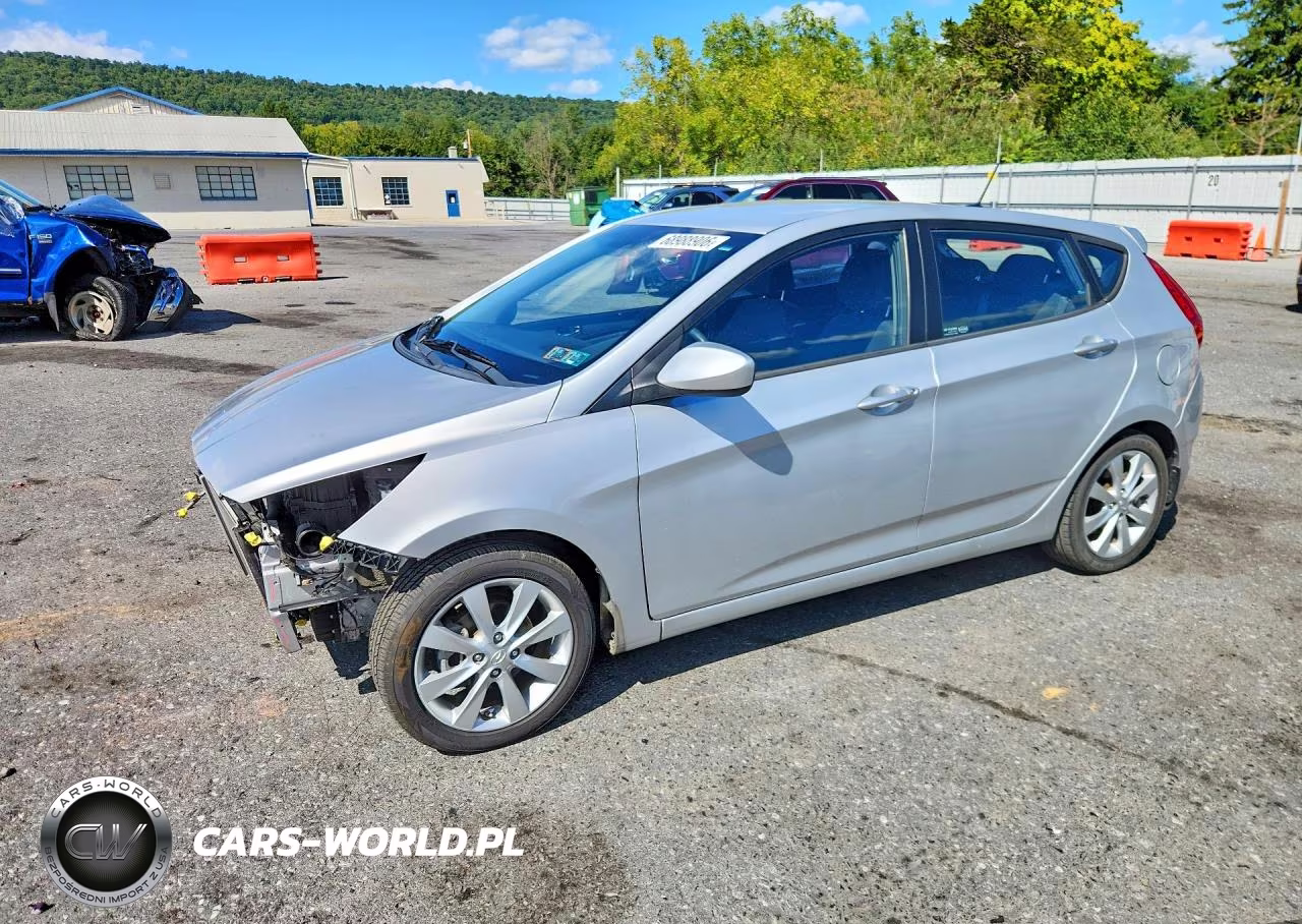 2012 Hyundai Accent Se