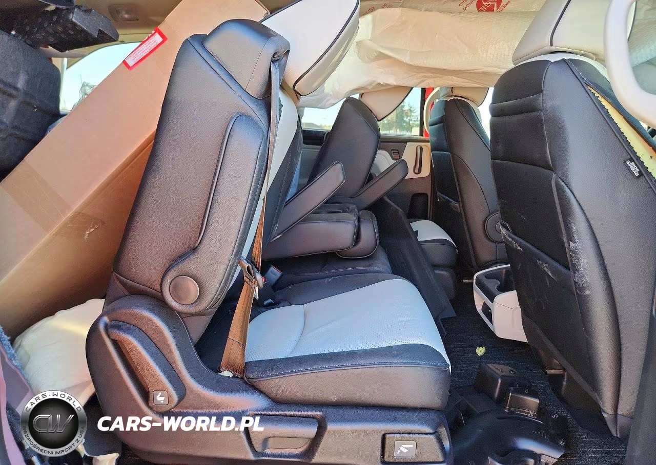 2026 Honda Odyssey Elite VIN:5FNRL6H9XTB058871 - 11
