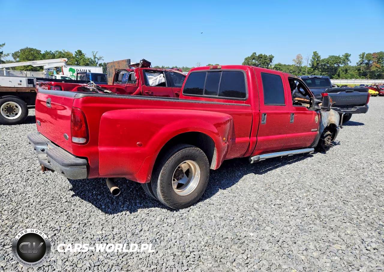 2004 Ford F350 Super Duty VIN:1FTWW32P64EA86816 - 3