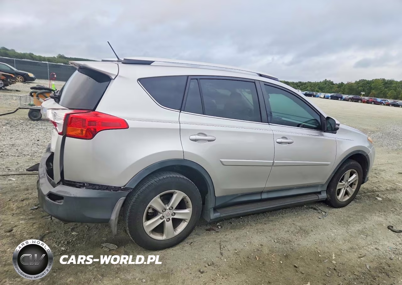 2014 Toyota Rav4 Xle VIN:2T3WFREV8EW075307 - 3