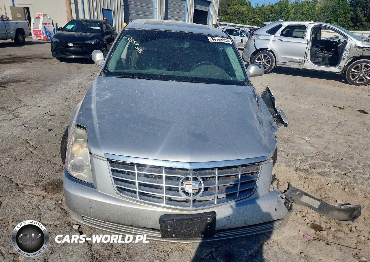 2010 Cadillac Dts Luxury Collection VIN:1G6KD5EY5AU138199 - 5