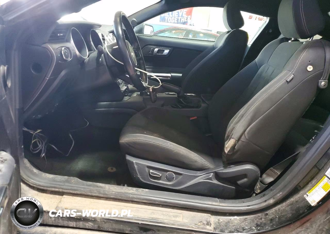 2018 Ford Mustang VIN:1FA6P8TH7J5116831 - 7