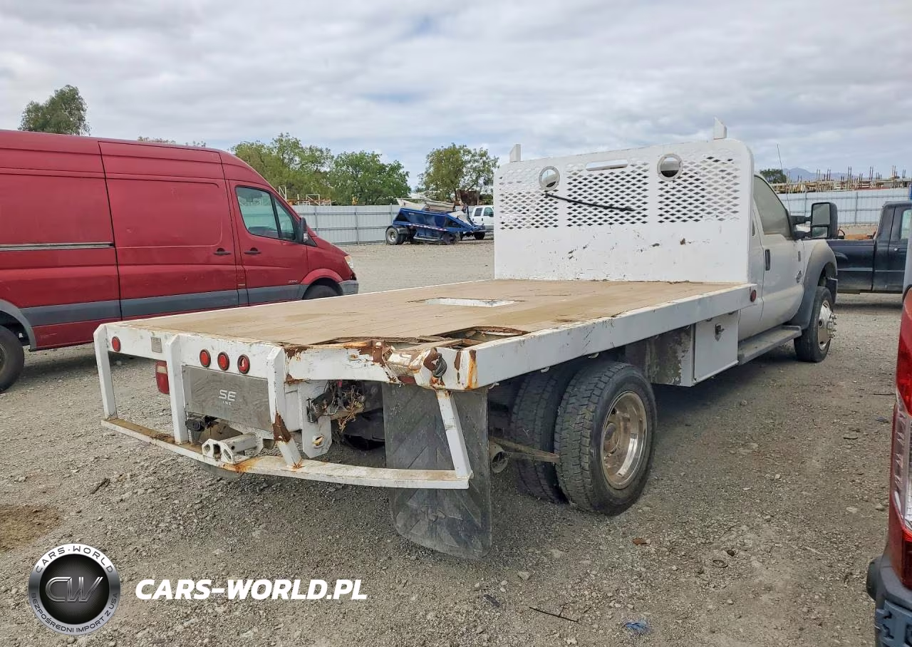 2012 Ford F550 Super Duty VIN:1FD0X5GT3CEC22494 - 3
