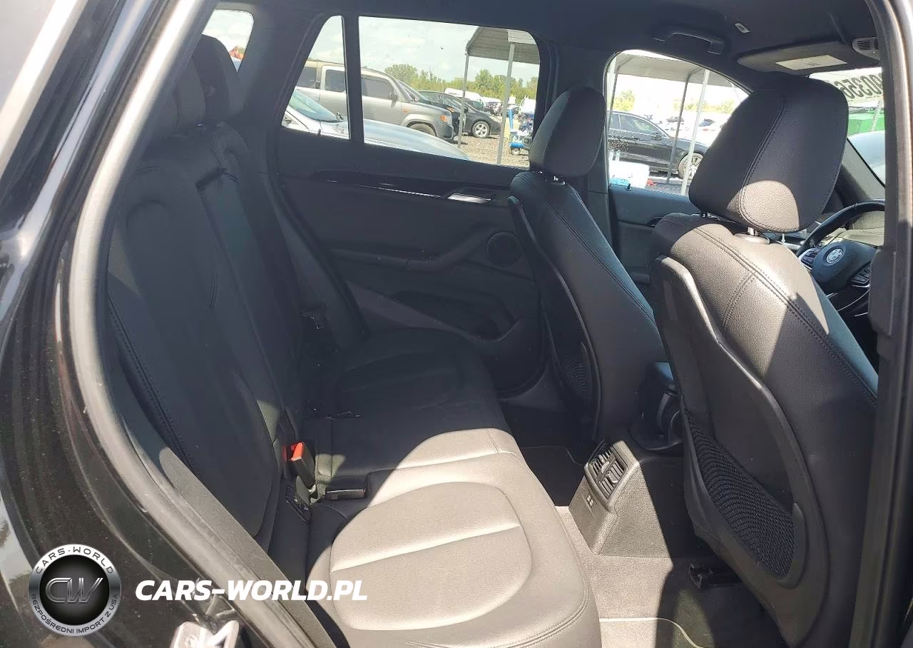 2021 BMW X1 xDrive28I VIN:WBXJG9C03M5T55840 - 10