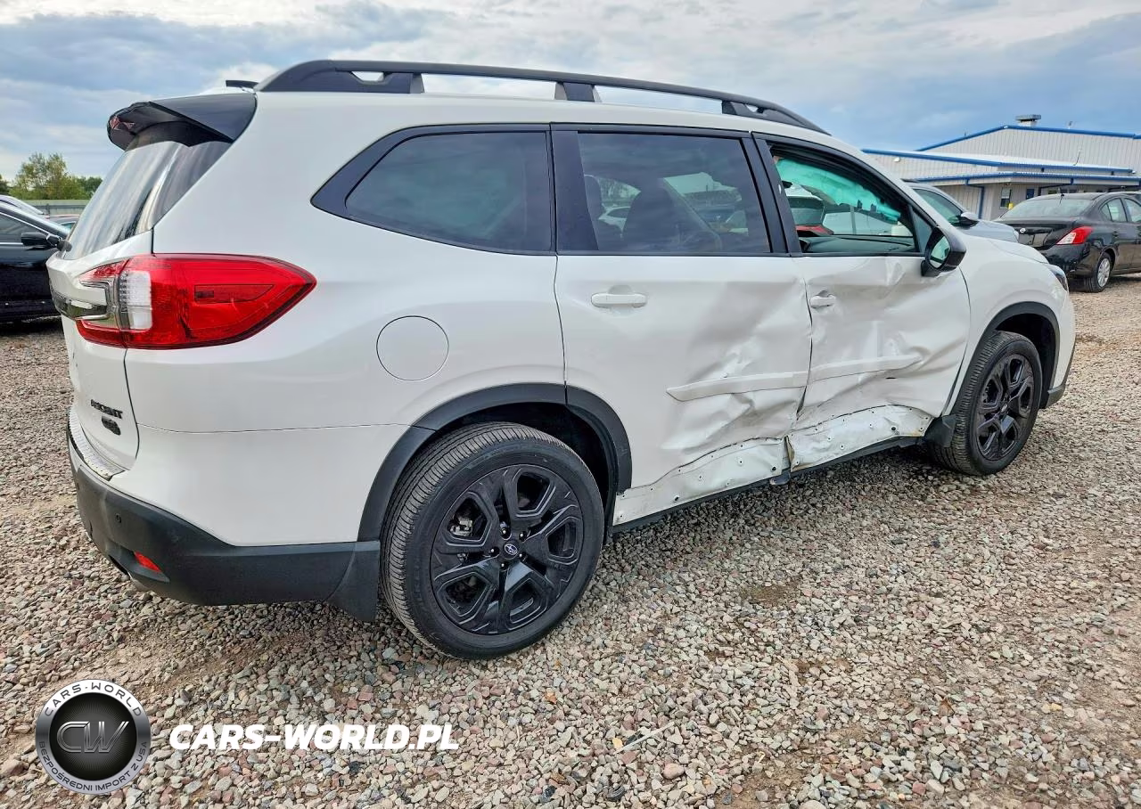 2025 Subaru Ascent Onyx Touring VIN:4S4WMAWD5S3404018 - 3