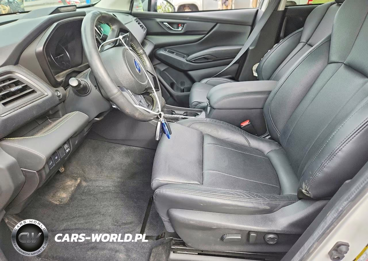 2025 Subaru Ascent Onyx Touring VIN:4S4WMAWD5S3404018 - 7