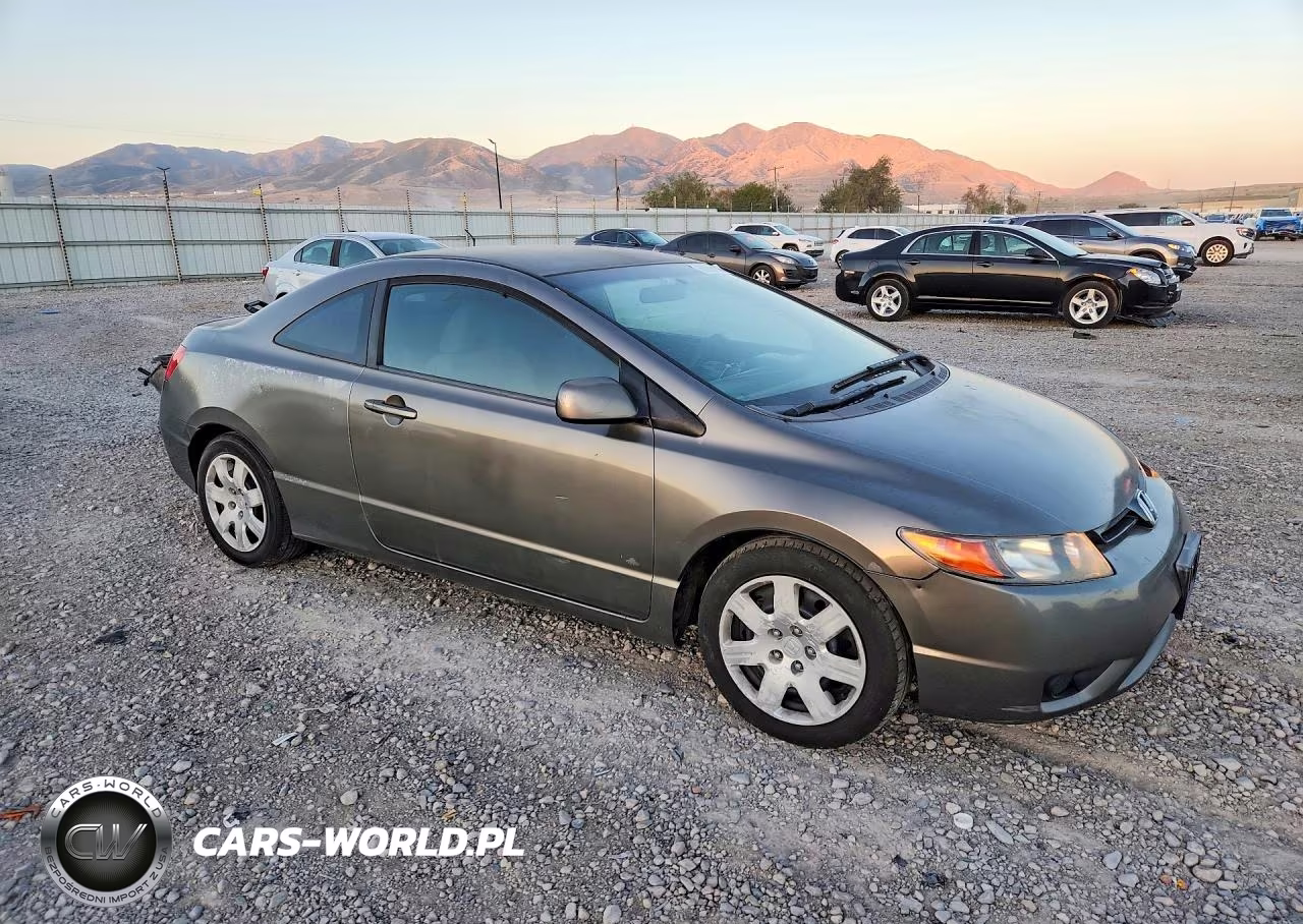 2007 Honda Civic Lx VIN:2HGFG11657H584935 - 4