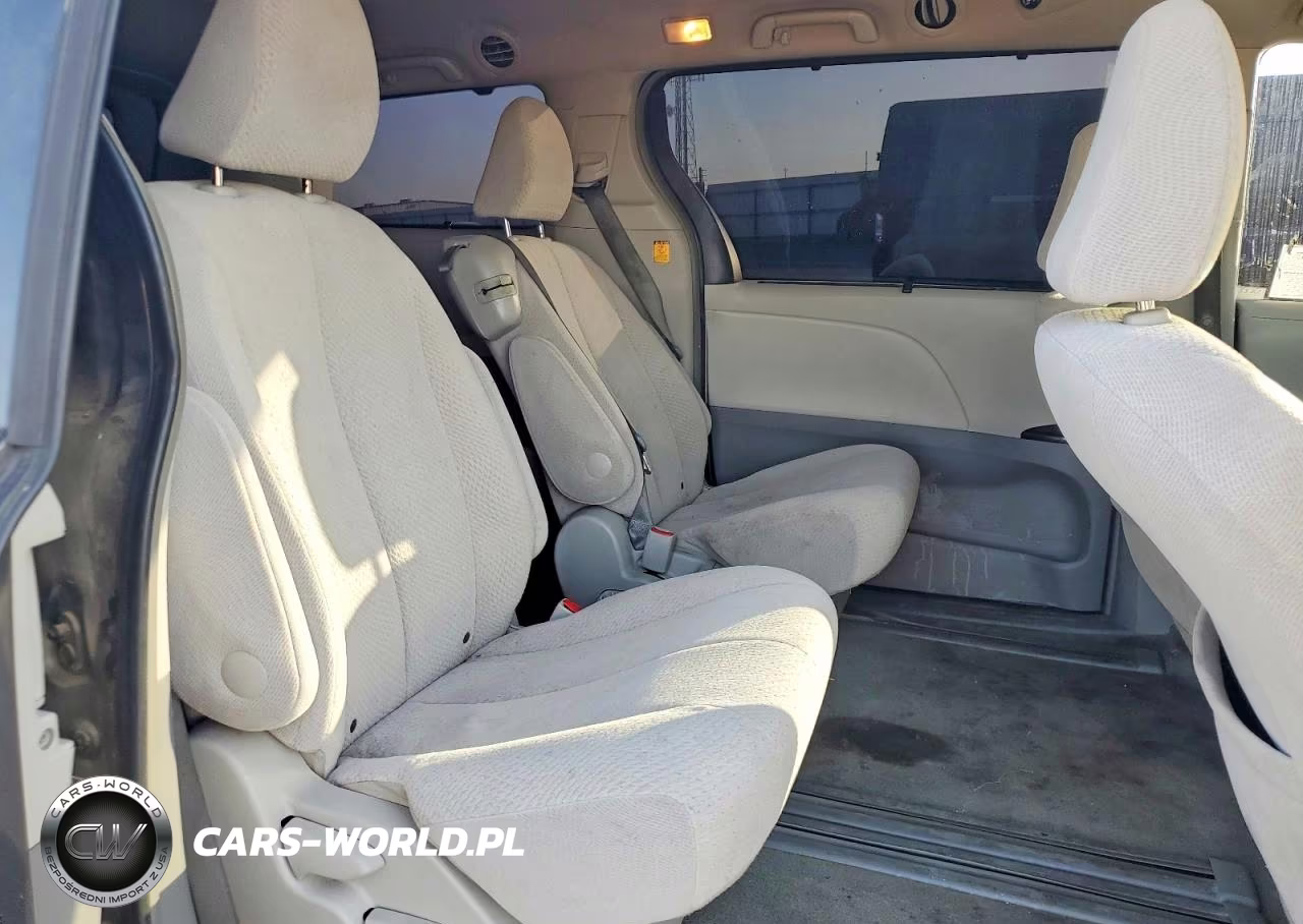 2012 Toyota Sienna Le VIN:5TDKK3DC0CS194166 - 11