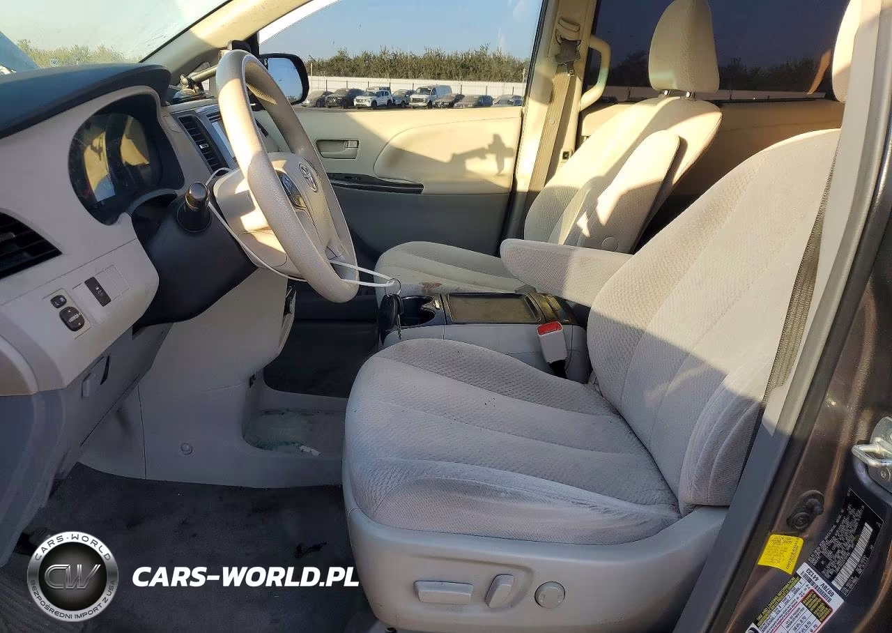 2012 Toyota Sienna Le VIN:5TDKK3DC0CS194166 - 7
