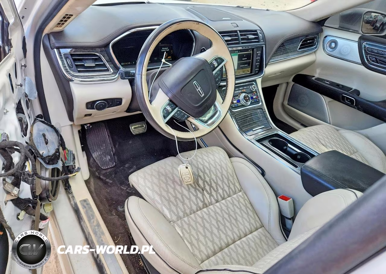 2018 Lincoln Continental Black Label VIN:1LN6L9BP4J5606627 - 8