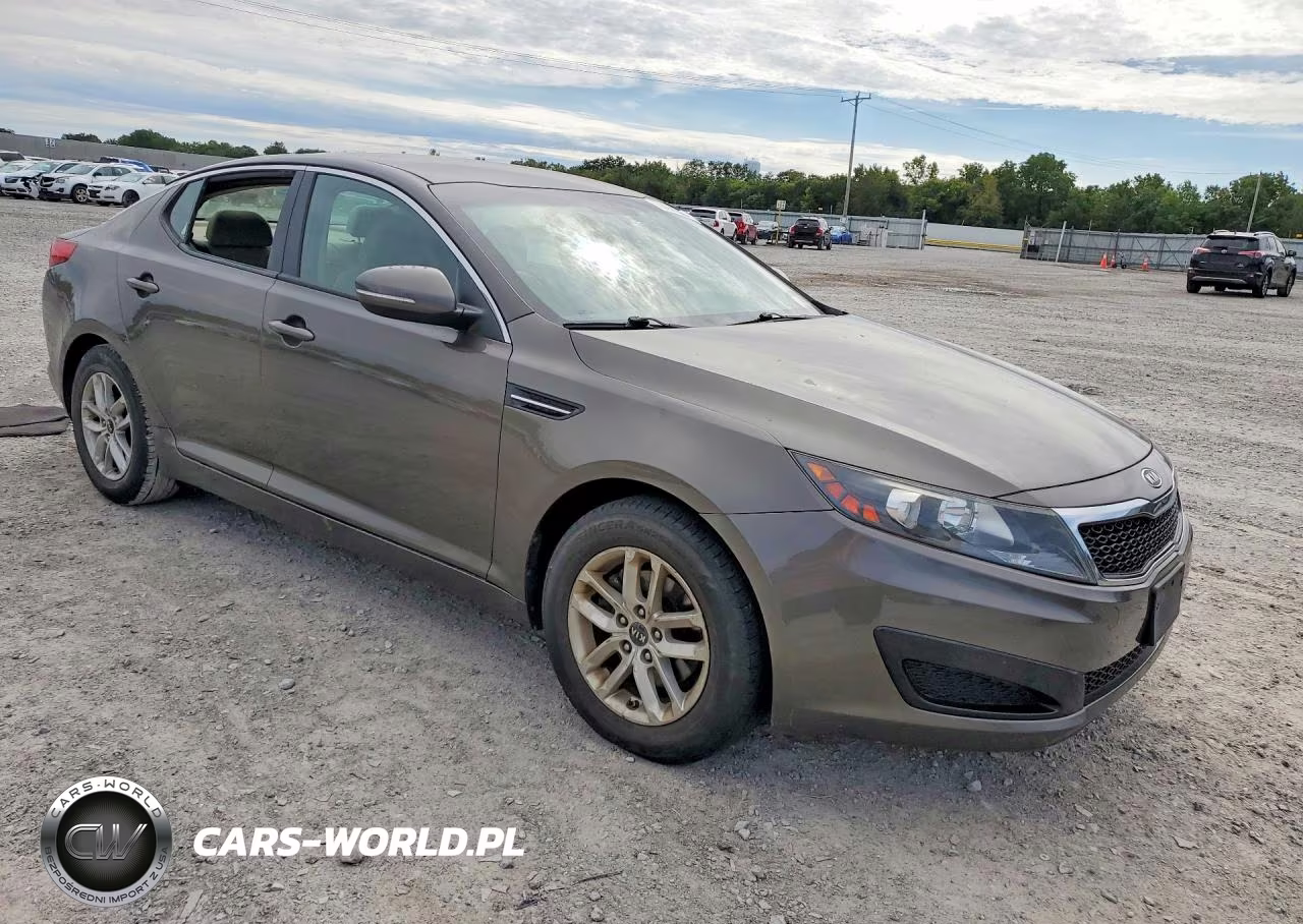 2011 Kia Optima Lx VIN:KNAGM4A74B5079892 - 4