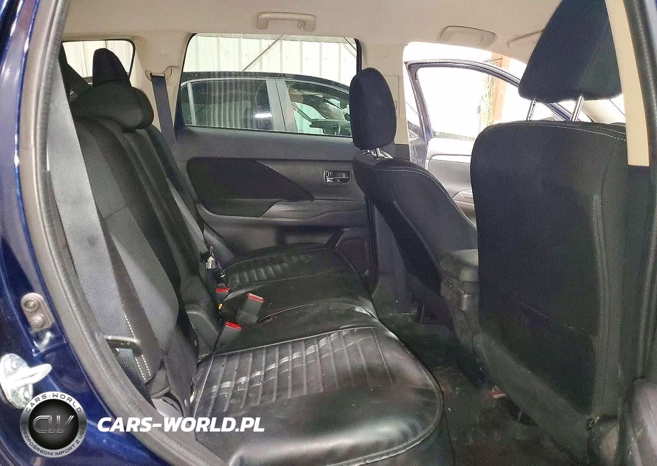 2018 Mitsubishi Outlander Se VIN:JA4AZ3A3XJZ058029 - 11